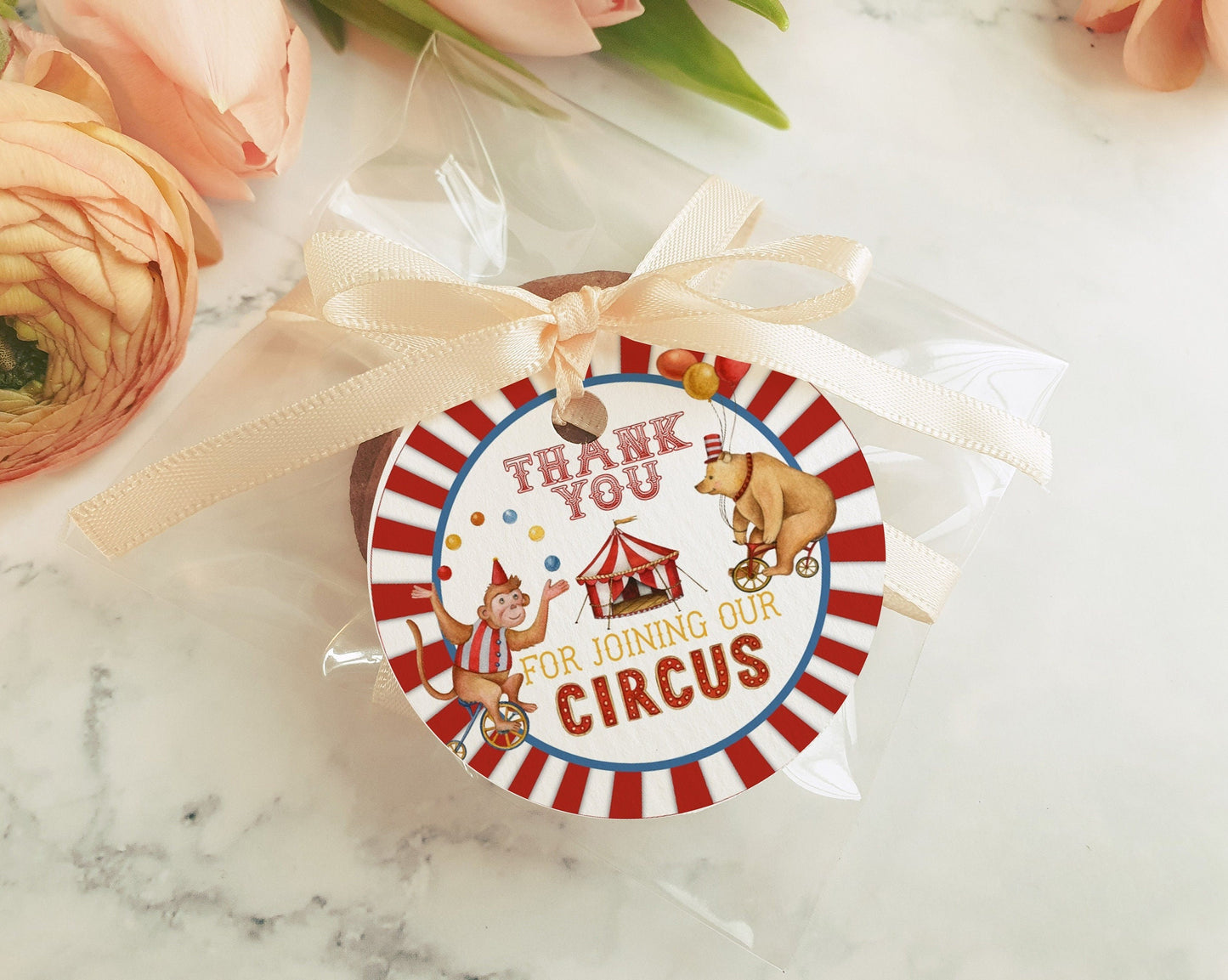 Circus Baby Shower Circle Tag Printable Template, gender neutral carnival baby shower for boy, instant download thank you tag circus animals